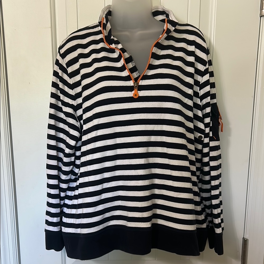 Liz Claiborne White and Blue Zip Up Sweater